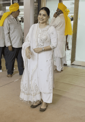 kartik aaryan sunny singh arrive for sonnalli seygalls marriage 6 – The News Mill