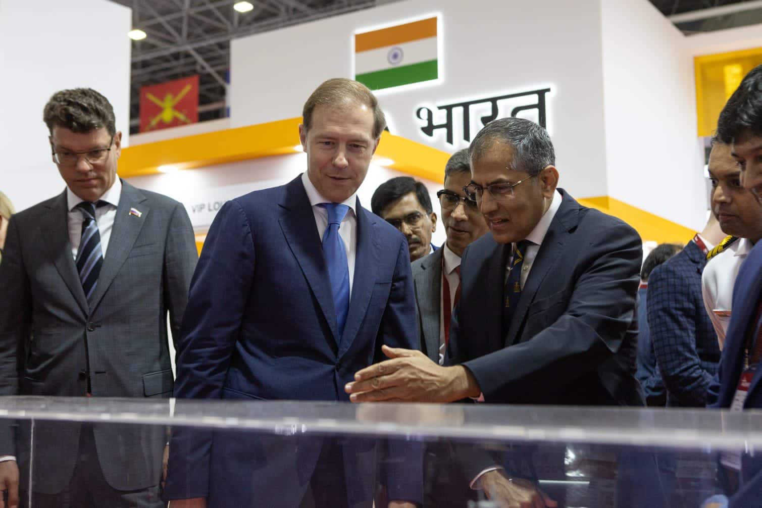 russia sergei shoigu denis manturov interact with brahmos aerospace officials at army 2023 defence exhibition 1 – The News Mill