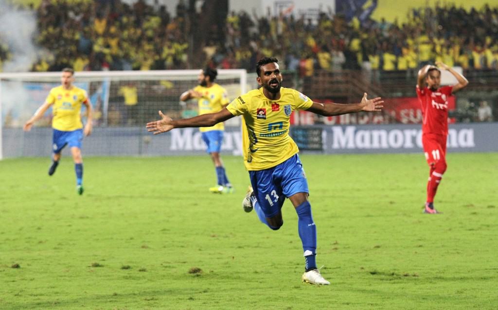 C K Vineeth of Kerala Blasters celebrates the goal during against NorthEast – The News Mill