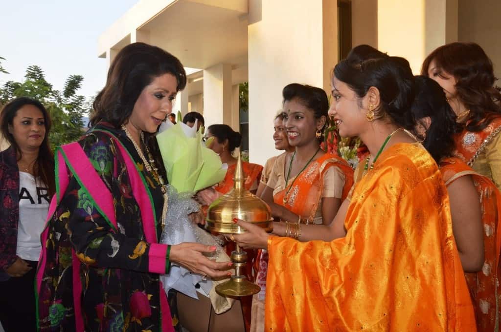 Mrs. Vandana Luthra Founder of VLCC arriving at Hotel Taj Vivanta Guwahati – The News Mill