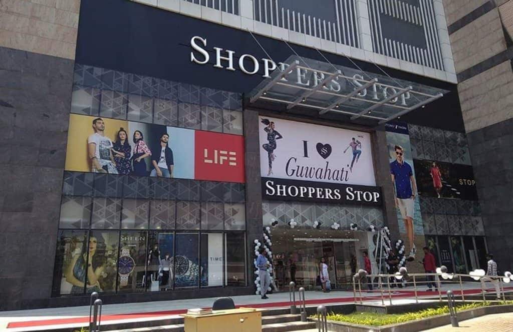 Shoppers Stop in Guwahati celebrating Lipstick Day