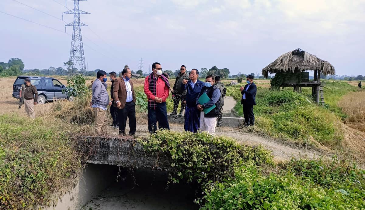 Chowna Mein inspects Mora Tenga micro irrigation project at Chowkham
