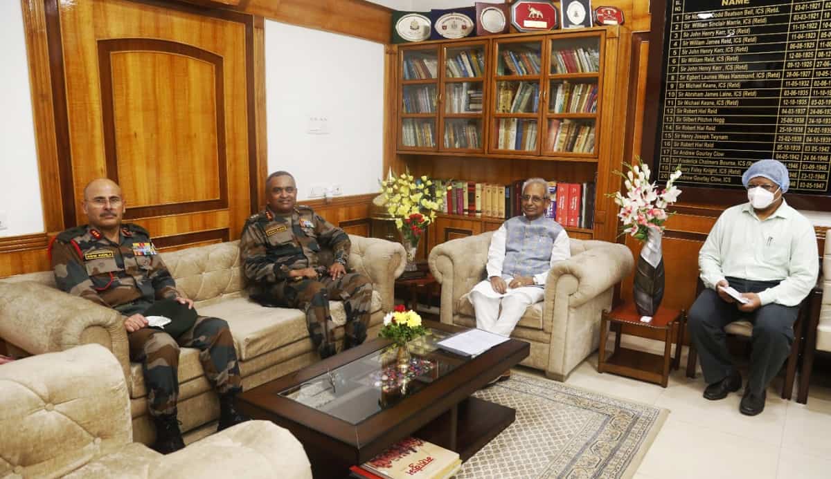 GOC-in-C of Eastern Command calls on Assam governor