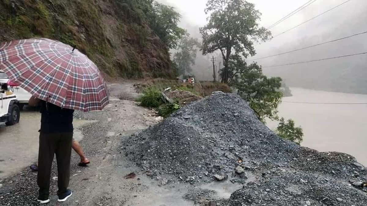 Closely monitoring the current situation due to incessant rains, says Sikkim CM