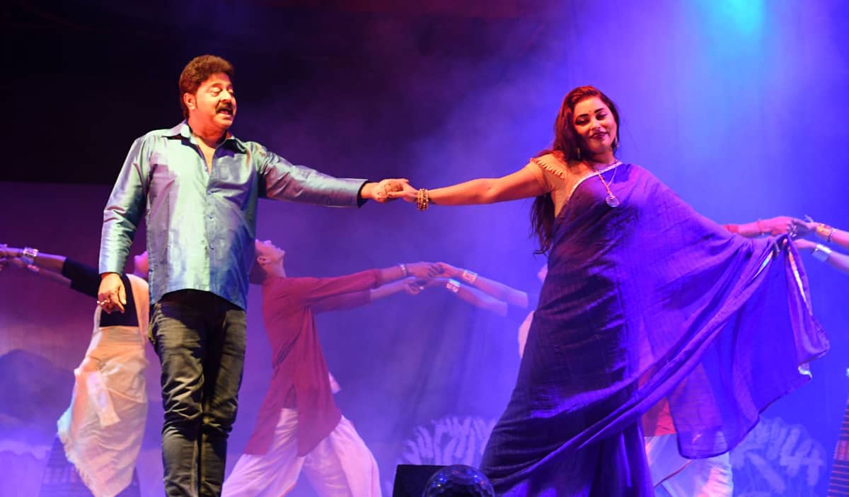 Mobile theatre back on track; Guwahati witnesses seasons’ first show with Itihas Theatre_2