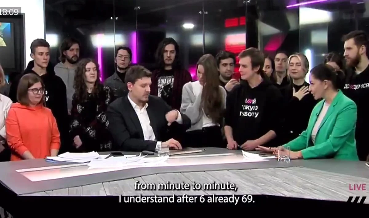 Russian TV channel staff quits on live show after pressure on Ukraine coverage
