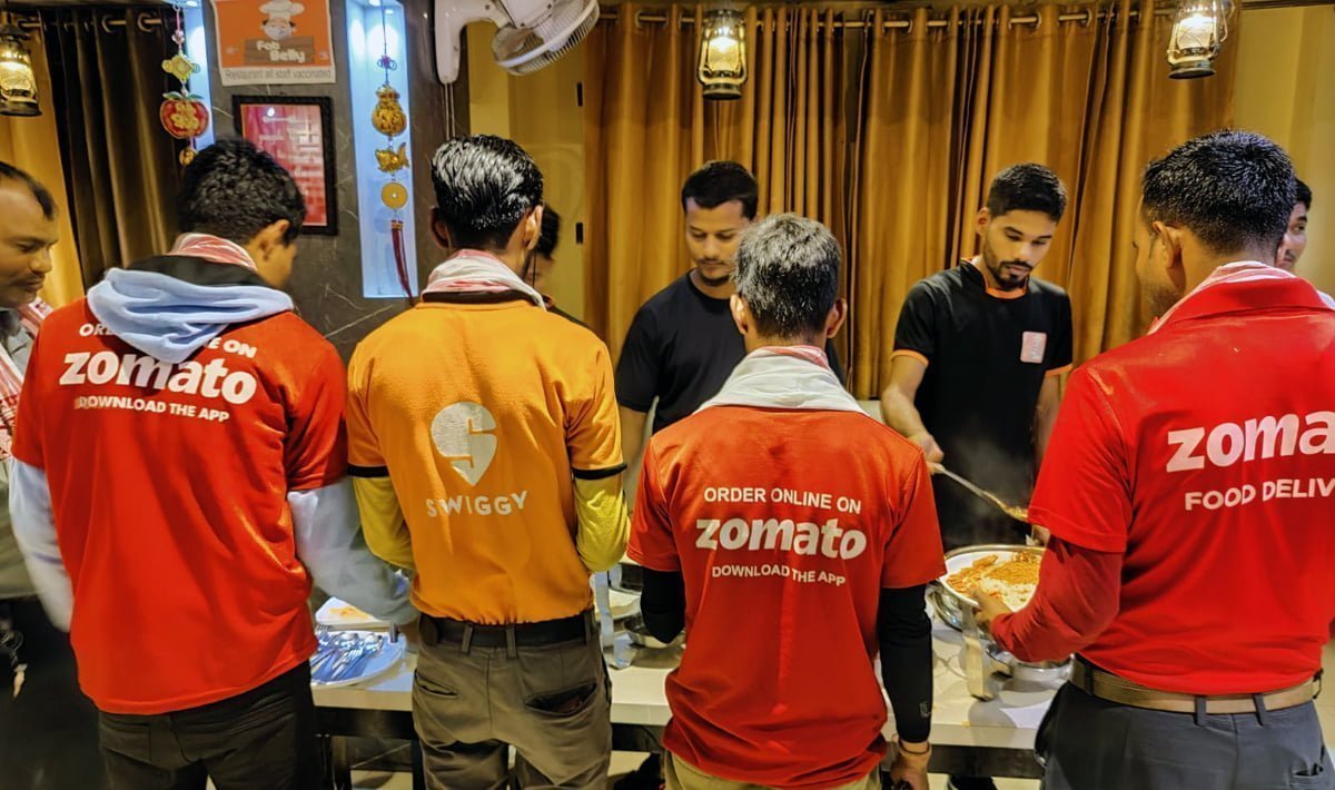 Guwahati restaurant Fat Belly hosts ‘Bihu party’ for Swiggy, Zomato delivery partners