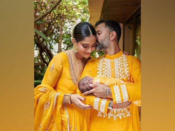 sonam kapoor ahuja names her baby boy vayu shares his first picture – The News Mill