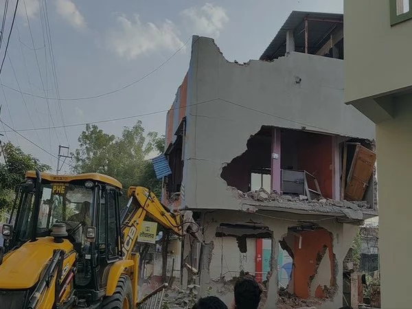 mp administration razes down house of habitual criminals in ujjain jpg – The News Mill