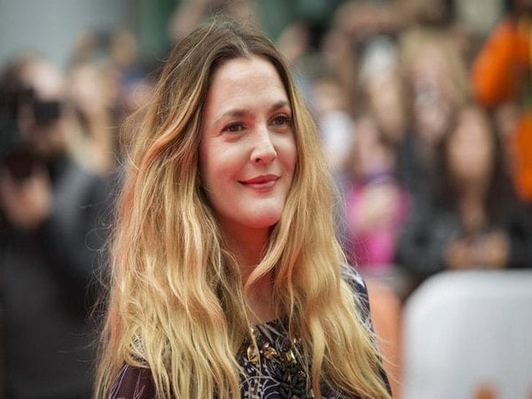 drew barrymore reflects on cripplingly difficult periods of her life after divorce – The News Mill