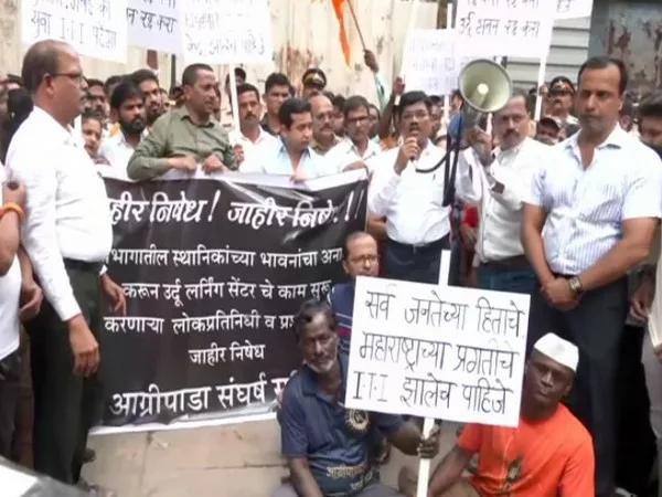mumbai bjp mla nitesh rane opposes construction of urdu bhavan in agripada jpg – The News Mill