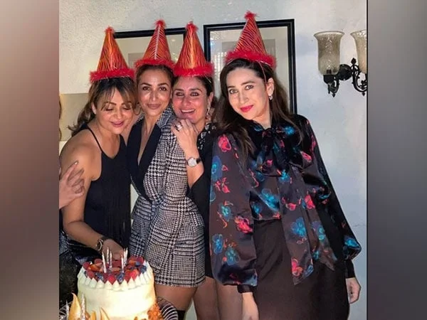 Sara Ali Khan gets scared of her cake as she celebrates birthday with  family | Bollywood - Hindustan Times