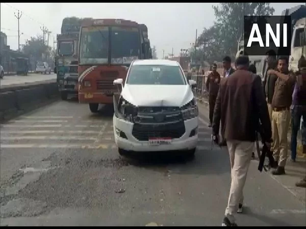 uttar pradesh prisons minister suresh rahi escapes unhurt after car collides with tractor trolley jpg – The News Mill
