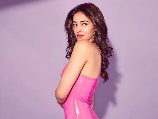 ananya panday exudes barbie vibes in pink dress check out pics – The News Mill