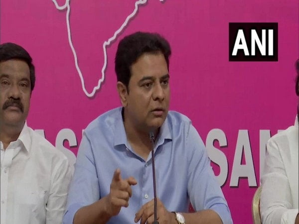 two bjp mps from telangana hold forged certificates ktr – The News Mill