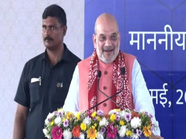 amit shah congratulates bjp for sweeping municipal polls in up thanks party workers supporters – The News Mill
