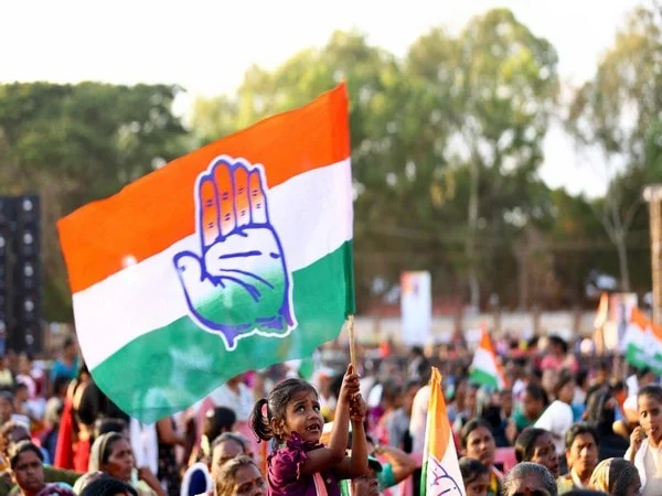 congress consolidates lead in karnataka polls ahead in 117 seats bjp leading in 75 constituencies – The News Mill