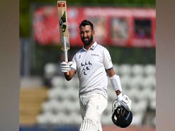 county championship cheteshwar pujara scores a ton steve smith makes 30 on debut – The News Mill