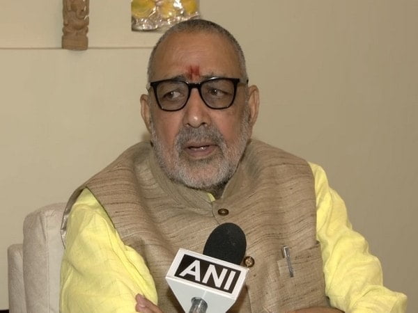 if not pm then who else will giriraj singh lauds pms parliament decision amid row – The News Mill