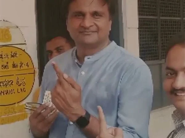 karnataka elections 2023 javagal srinath casts vote in mysuru appeals public to come and vote in huge numbers – The News Mill
