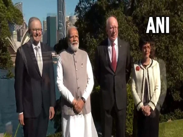 pm modi meets australias governor general his wife – The News Mill