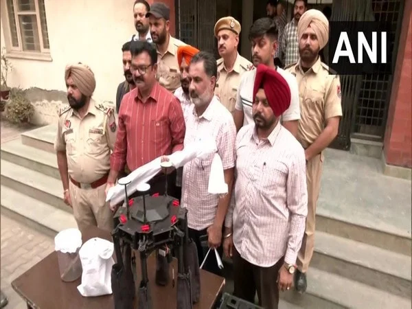 punjab stf arrests wanted accused with drone heroin in amritsar – The News Mill