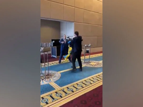 scuffle breaks out between ukrainian and russian delegates at turkey summit – The News Mill