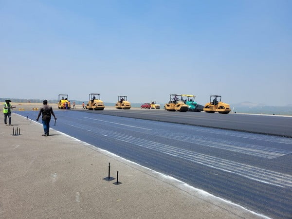 aais calicut international airport completes runway re carpeting work in record time – The News Mill