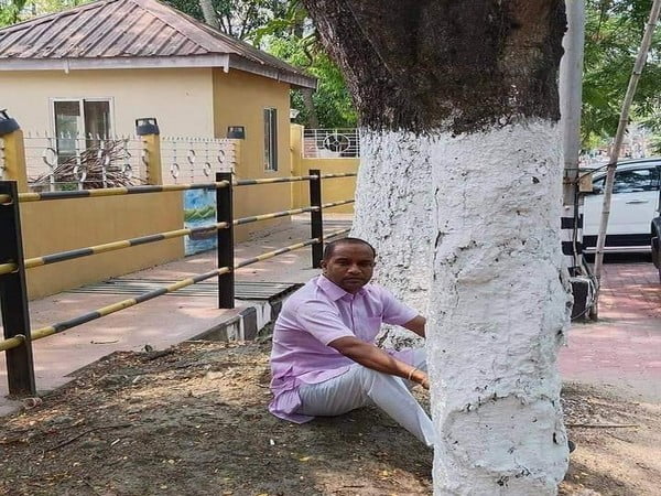 assam congress mla stages protest over electricity bill sits under tree near speakers residence – The News Mill