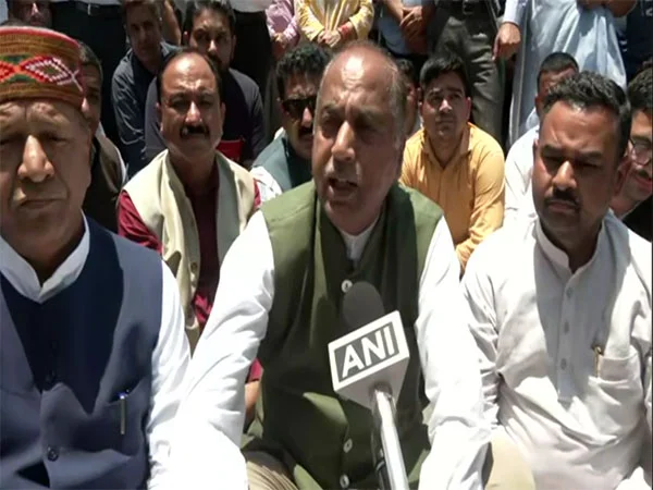 chamba murder former himachal cm jairam thakur stopped from meeting victims family – The News Mill