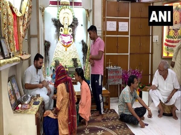 please come in decent clothes ups khatu shyam temple comes up with dress code for devotees – The News Mill