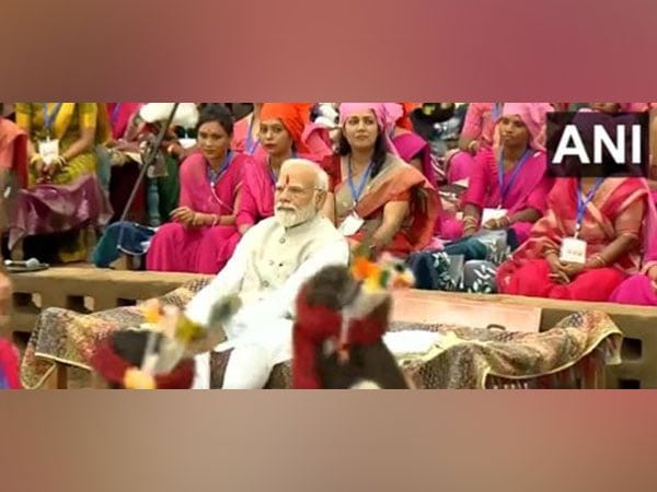 pm modi attends cultural programme in mps pakaria – The News Mill