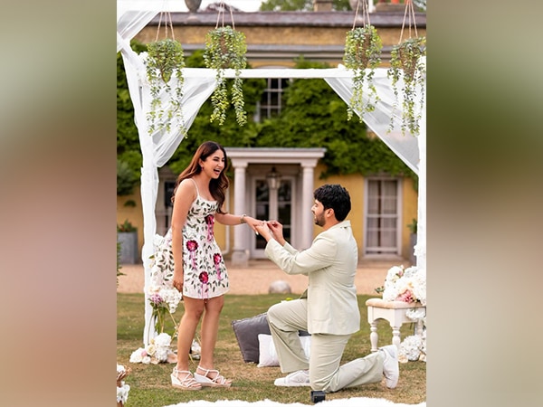 armaan malik gets engaged to girlfriend aashna shroff says forever has only just begun – The News Mill