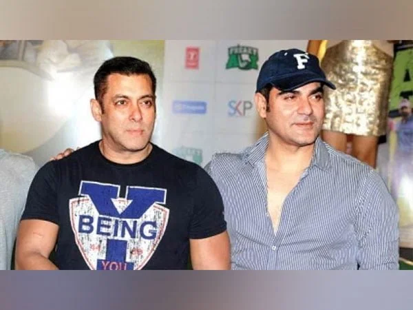 check out salman khans adorable video with siblings from arbaaz khans birthday celebrations – The News Mill