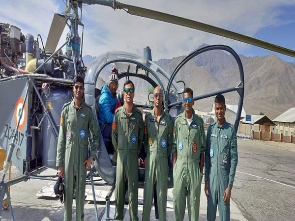 indian air force evacuates mountaineer from mount nun – The News Mill