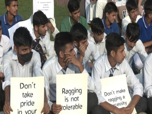 j k anti ragging week kicks off in srinagar with students rally – The News Mill