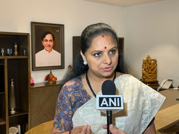 brs mlc kavitha condemns sonia gandhi for omitting womens reservation bill in letter to pm modi – The News Mill