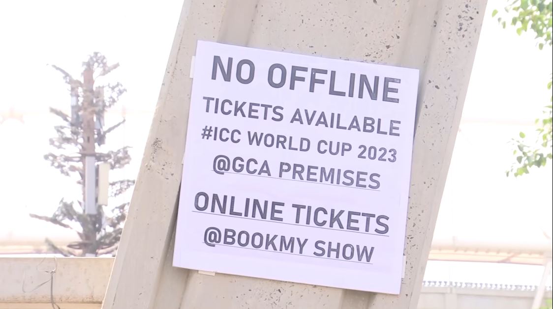 icc cwc 2023 fans queue up for tickets to india pakistan clash 1 – The News Mill