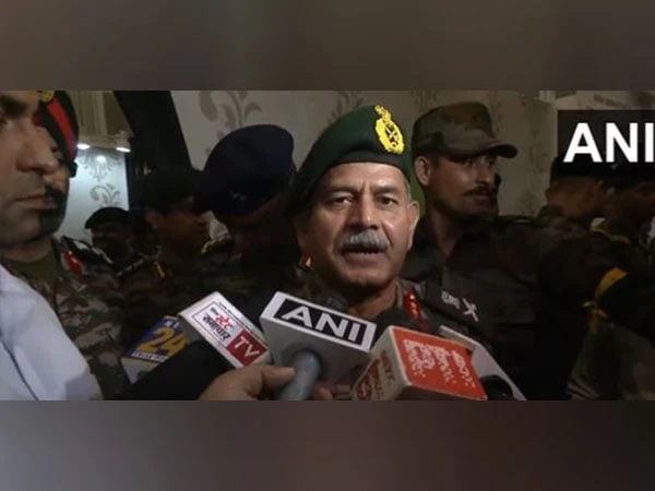 pakistan trying to push terrorists across loc disturb peace in j k northern army commander amid encounters – The News Mill