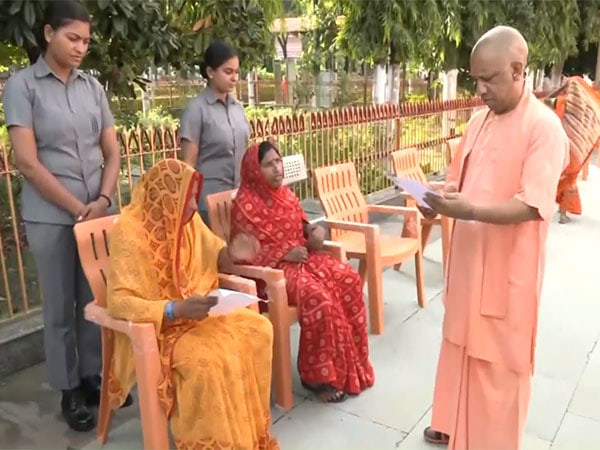 state government stands with the needy up cm yogi at janata darshan in gorakhpur – The News Mill