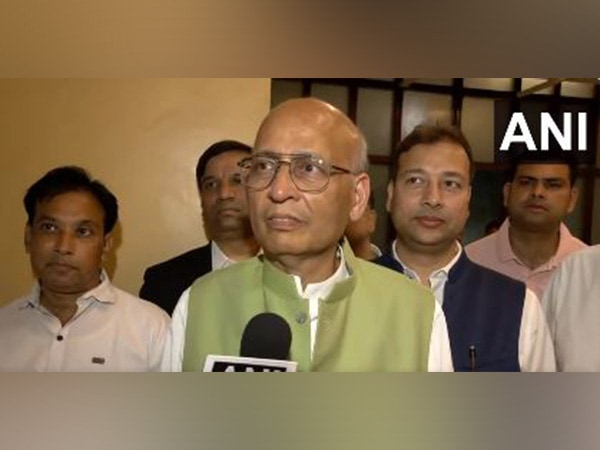 amid flutter over post cautioning against jitni abadi utna haq singhvi says didnt depart from congress line – The News Mill