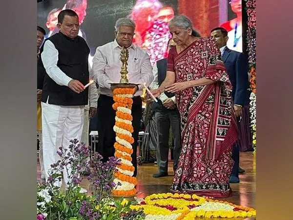 gujarat finance minister nirmala sitharaman launches 12 gst seva kendras in vapi – The News Mill